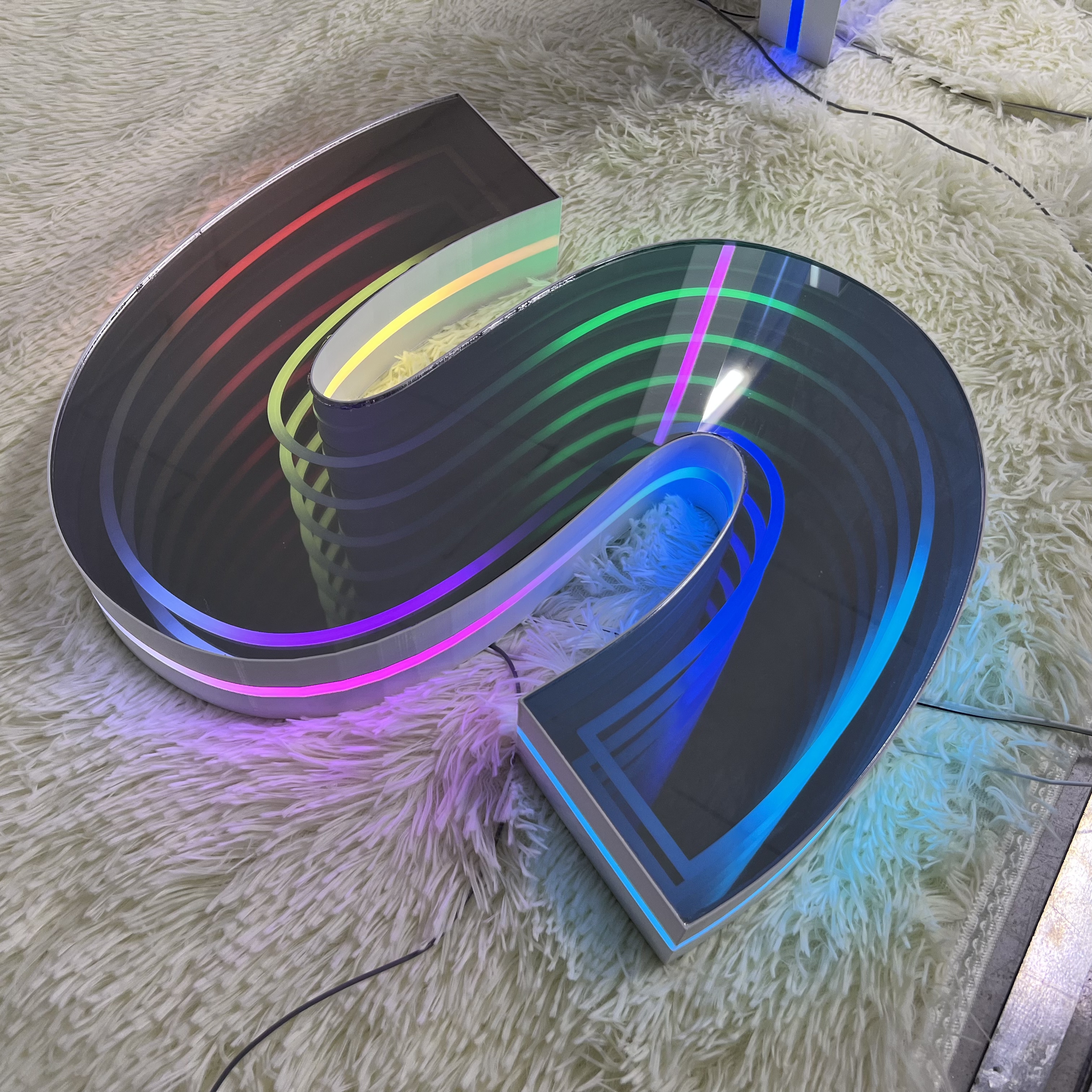 Acrylic RGB Melaleuca Mirror Word(图1)